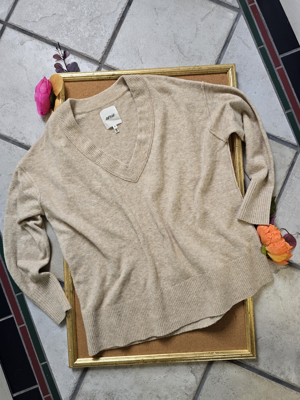 Aerie Oversized Oatmeal V-Neck Sweater - SUPER Soft Knit Pullover